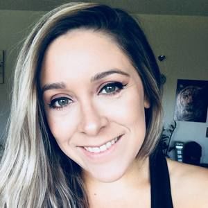 Meet your Posher, Valorie